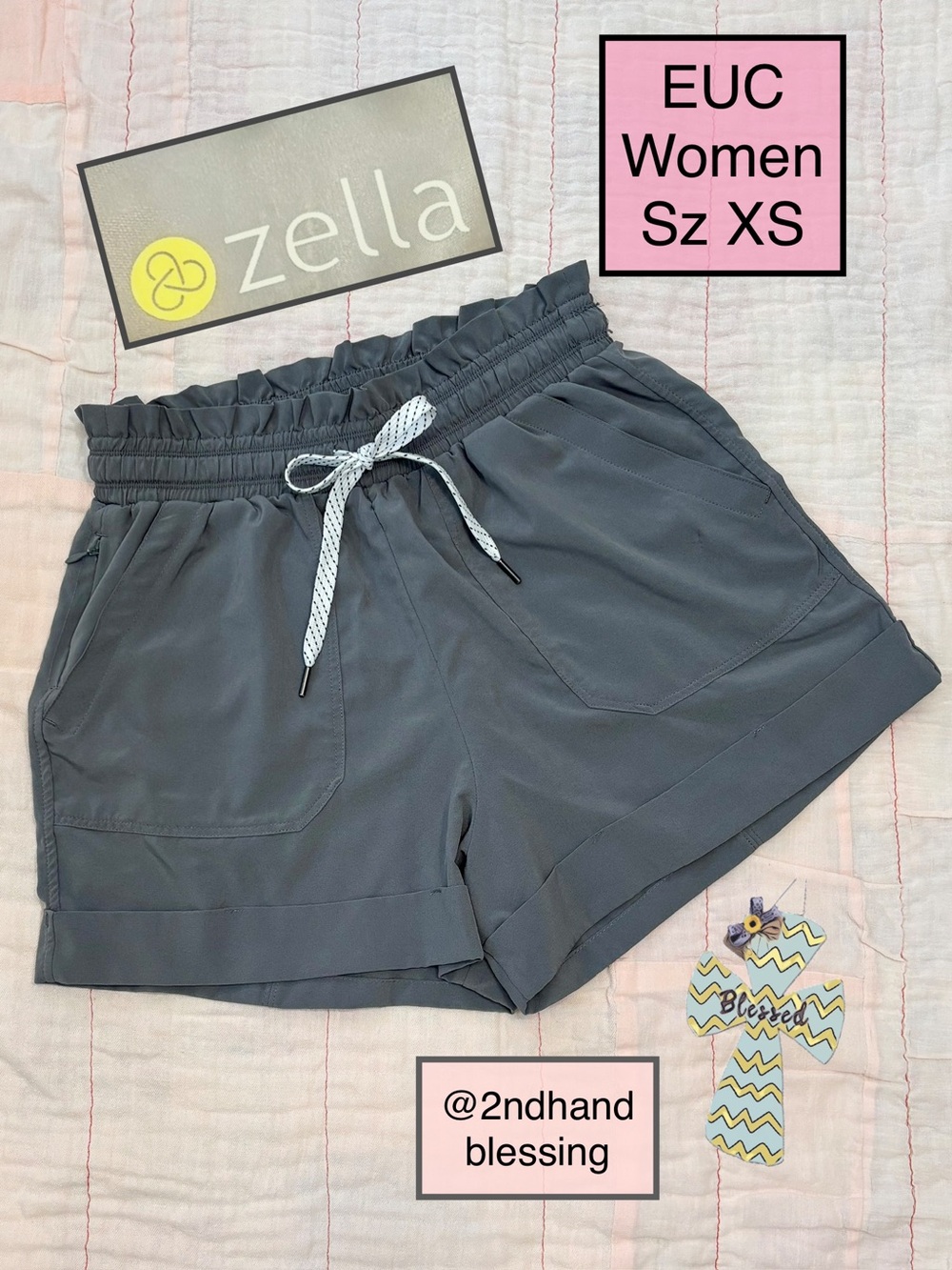 EUC Zella High Rise Camp Shorts, Women XS, Gray, Elastic Drawstring Rolled Cuffs
